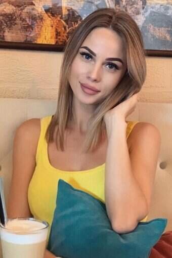 mujer kazaja del kazajistan